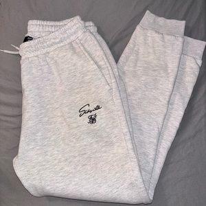 SikSilk light gray heavyweight joggers.